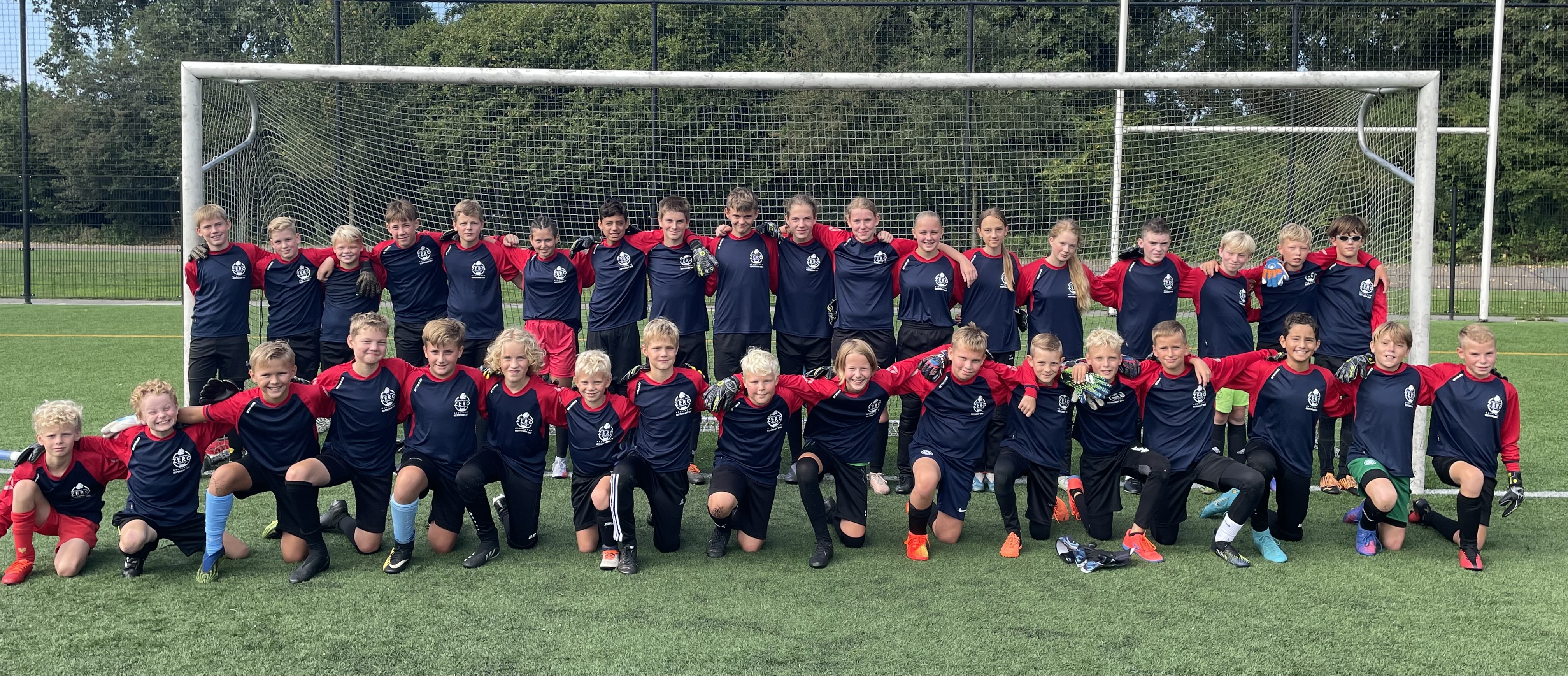 34F20B40-C2B6-42F9-B804-E873421243E0